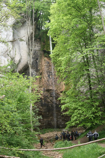 cascade2